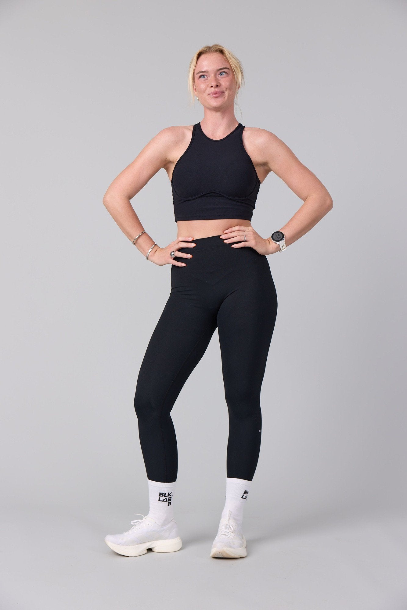 11ELEGANCE SPORTS BRA