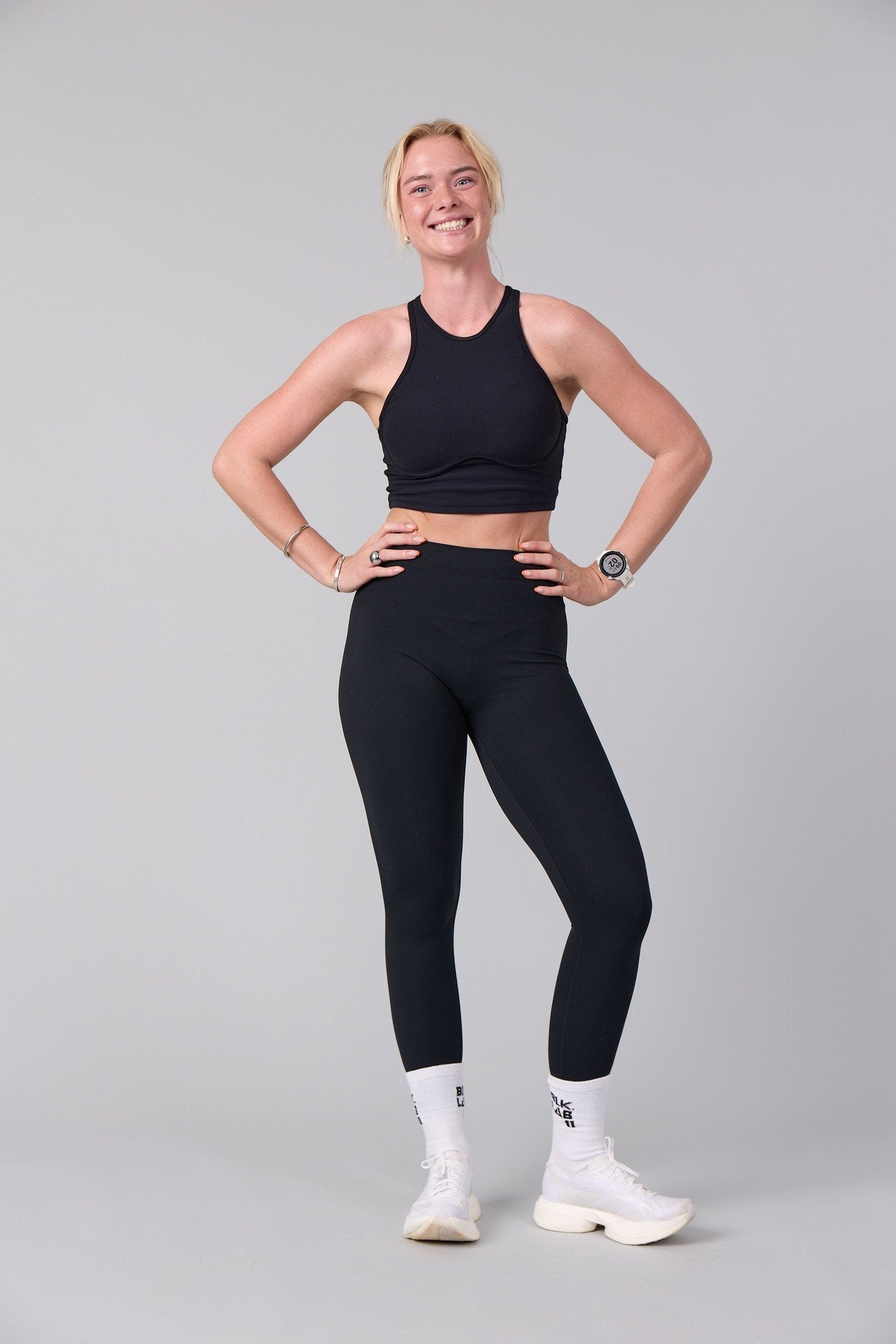 11ELEGANCE SPORTS BRA