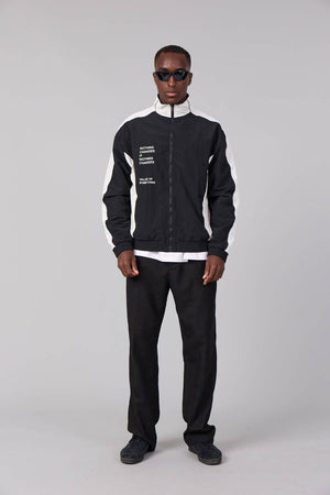 11UNSTOPPABLE WINDBREAKER