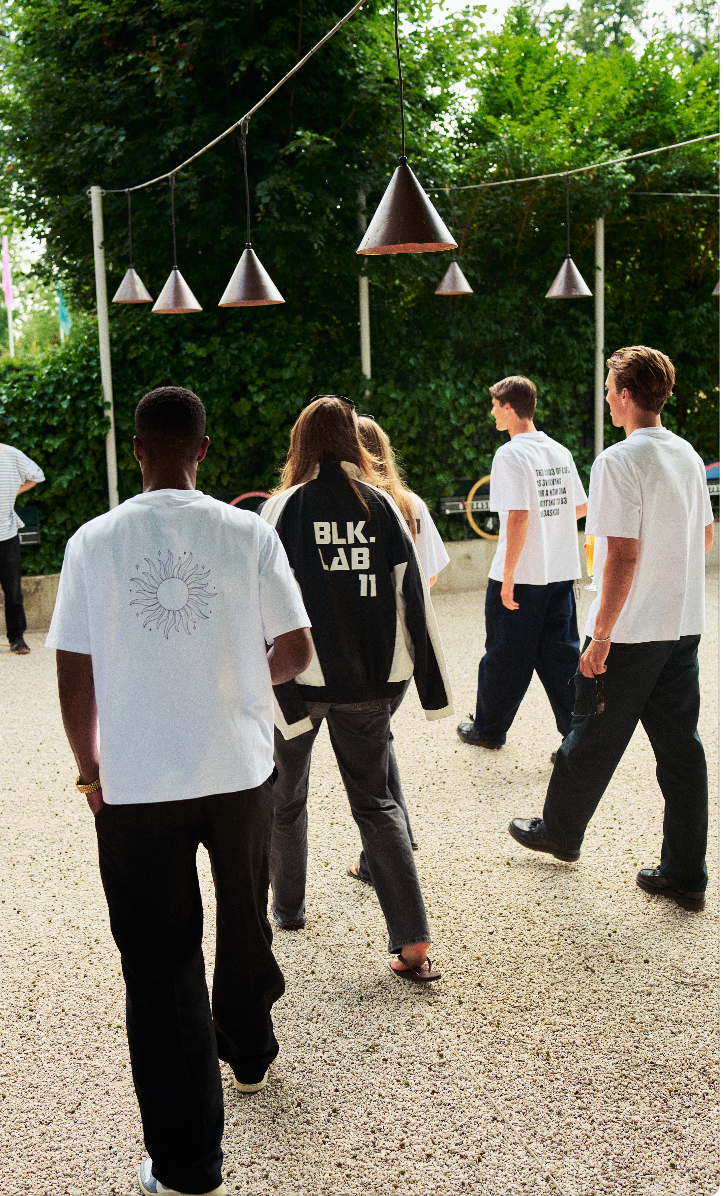 UNISEX T-SHIRTS